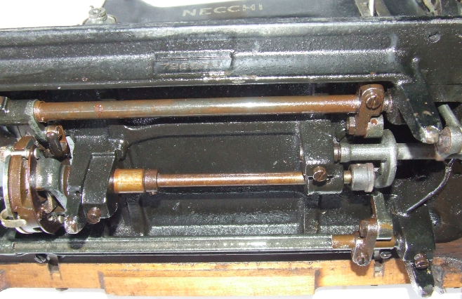NECCHI MACCHINA PER CUCIRE DA RESTAURARE